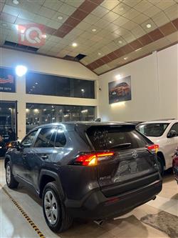 تۆیۆتا ڕاڤ 4